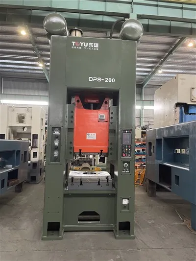 Какво е контактното съпротивление на медните клеми?